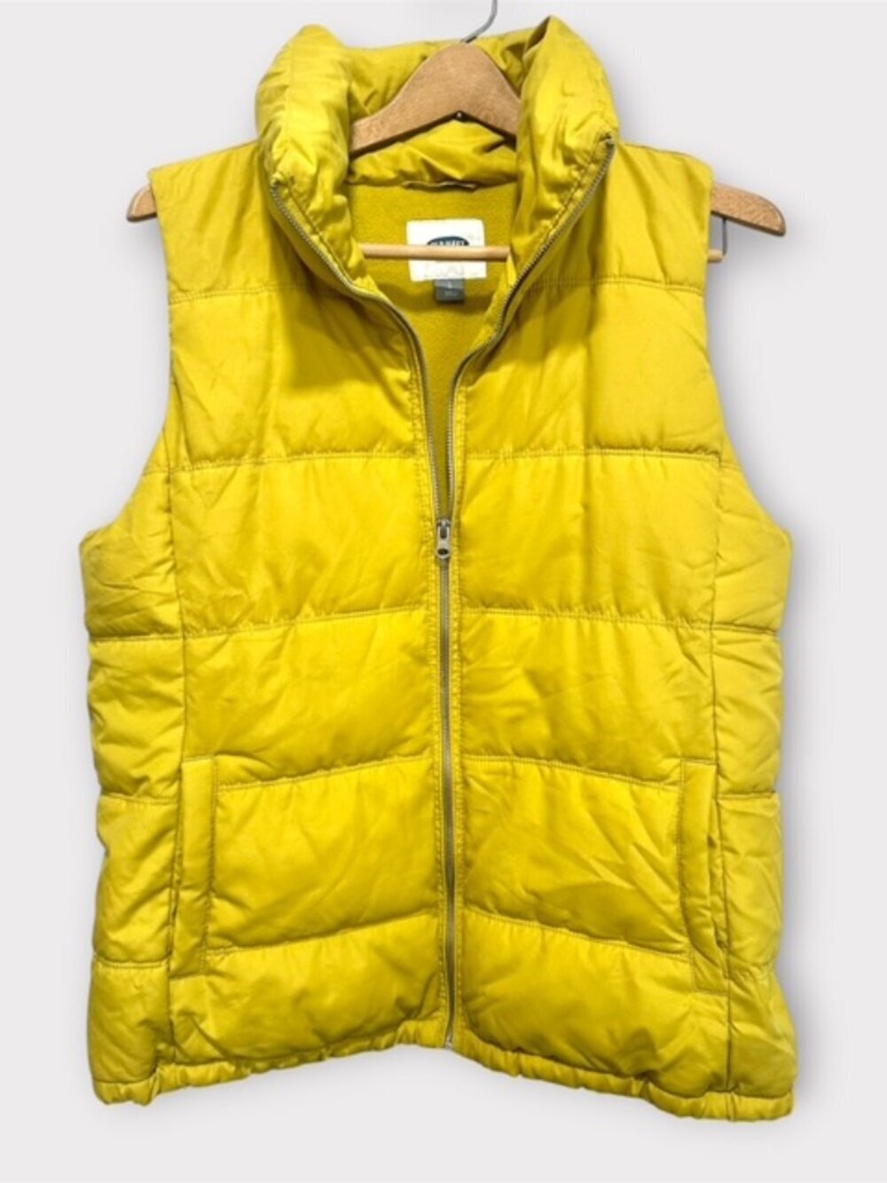 Old Navy Womens Puffer Vest Fleece Lining Soft Winter Mustard Yellow Size LG